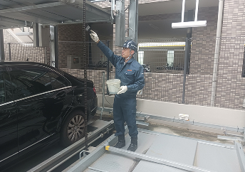 チェーン給油作業3